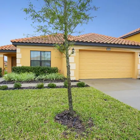 2570Rosemont Villa
